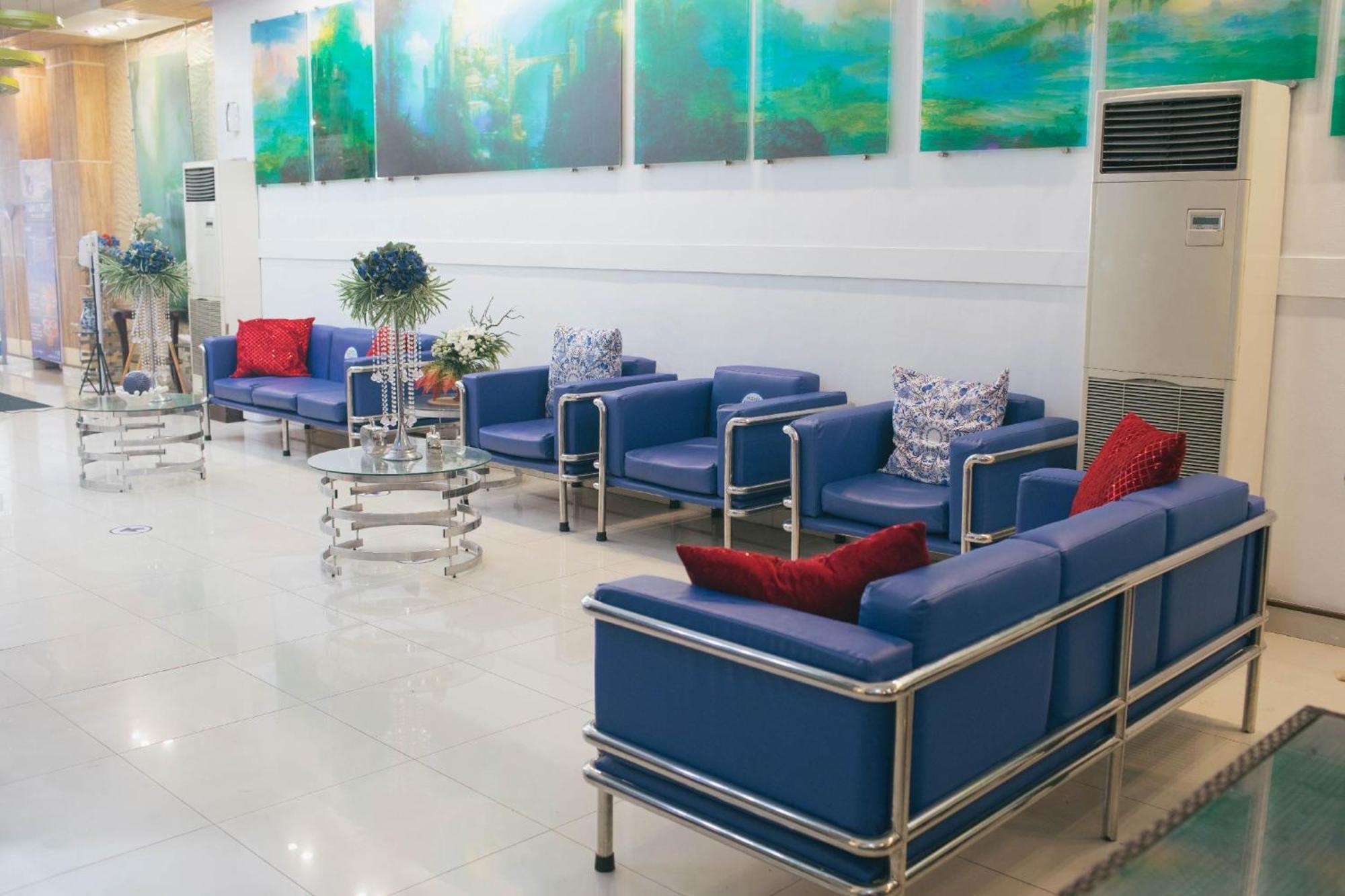 Hotel Dreamworld North Edsa Кесон Сити Екстериор снимка